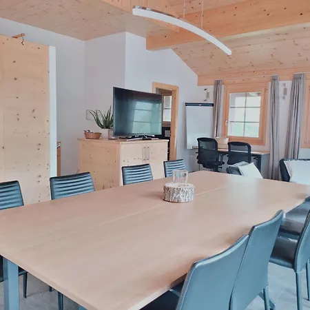 شاليه Escape غريمينتز