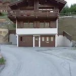 Chalet Escape *
